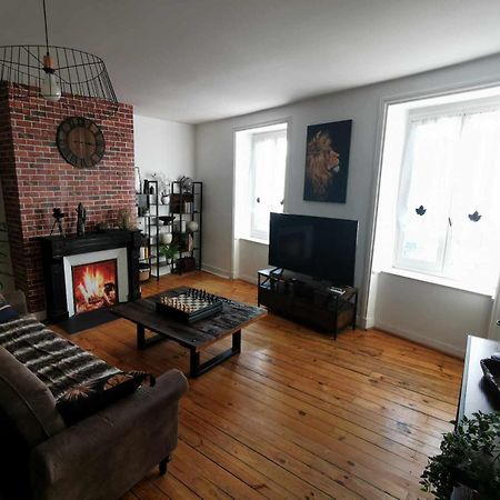 Bel Appartement De 1 A 7 Personnes アンベール エクステリア 写真