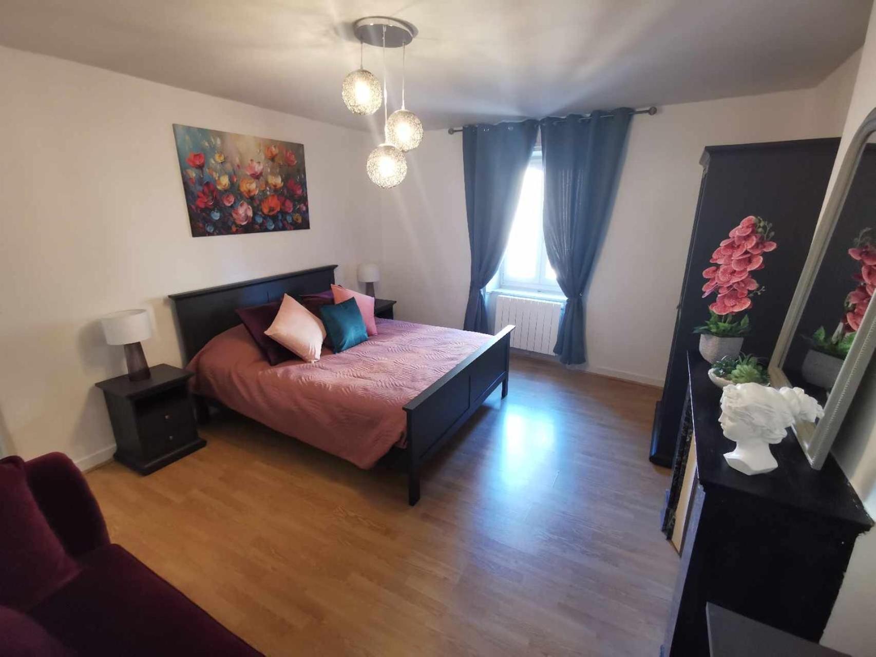 Bel Appartement De 1 A 7 Personnes アンベール エクステリア 写真
