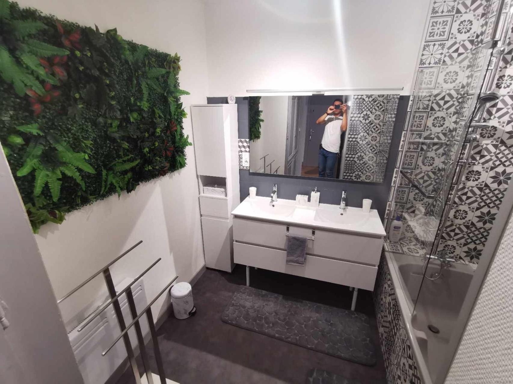 Bel Appartement De 1 A 7 Personnes アンベール エクステリア 写真